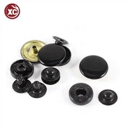 Boutons pression en métal